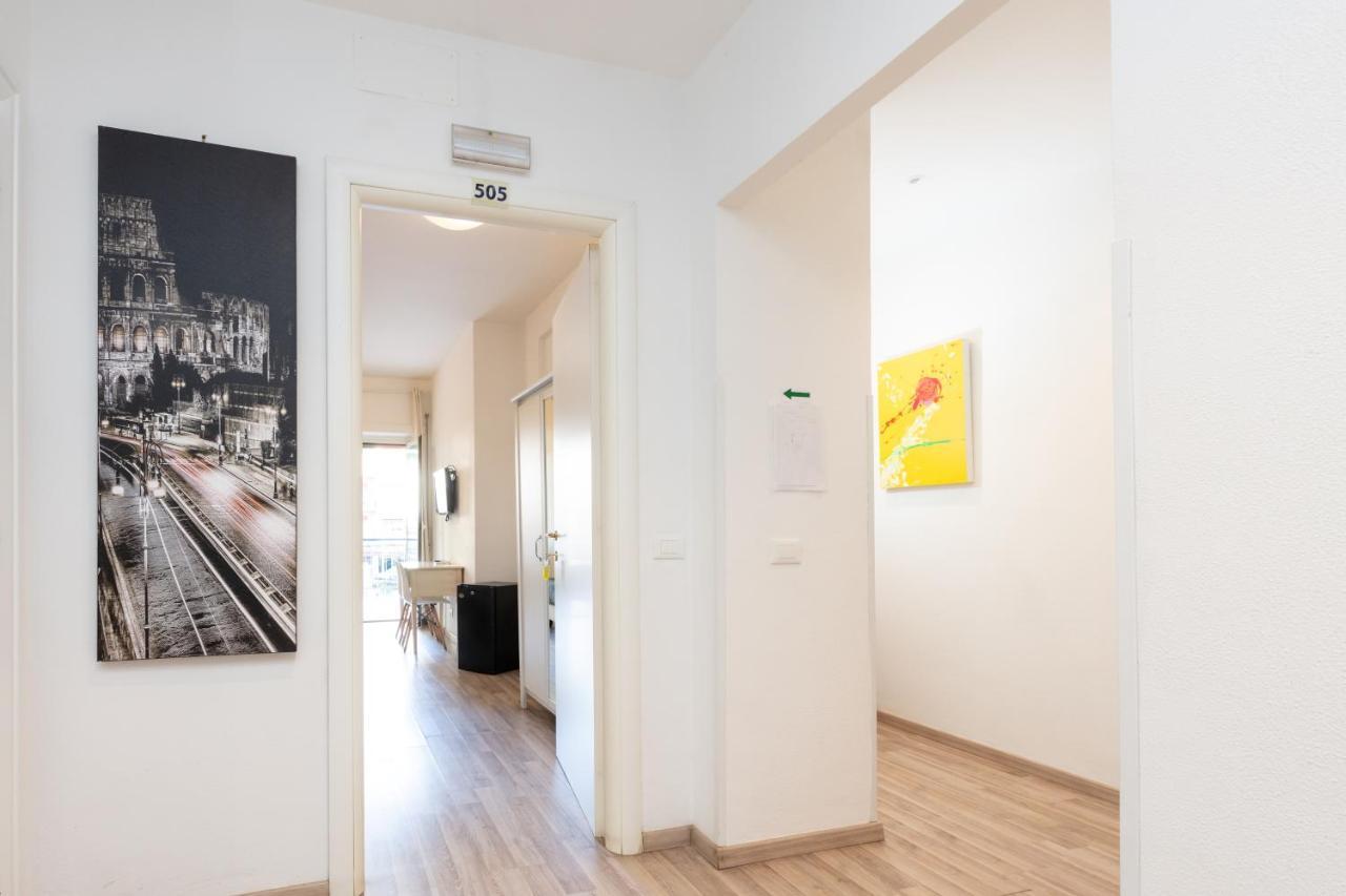 Aurelia Home Guest House روما المظهر الخارجي الصورة