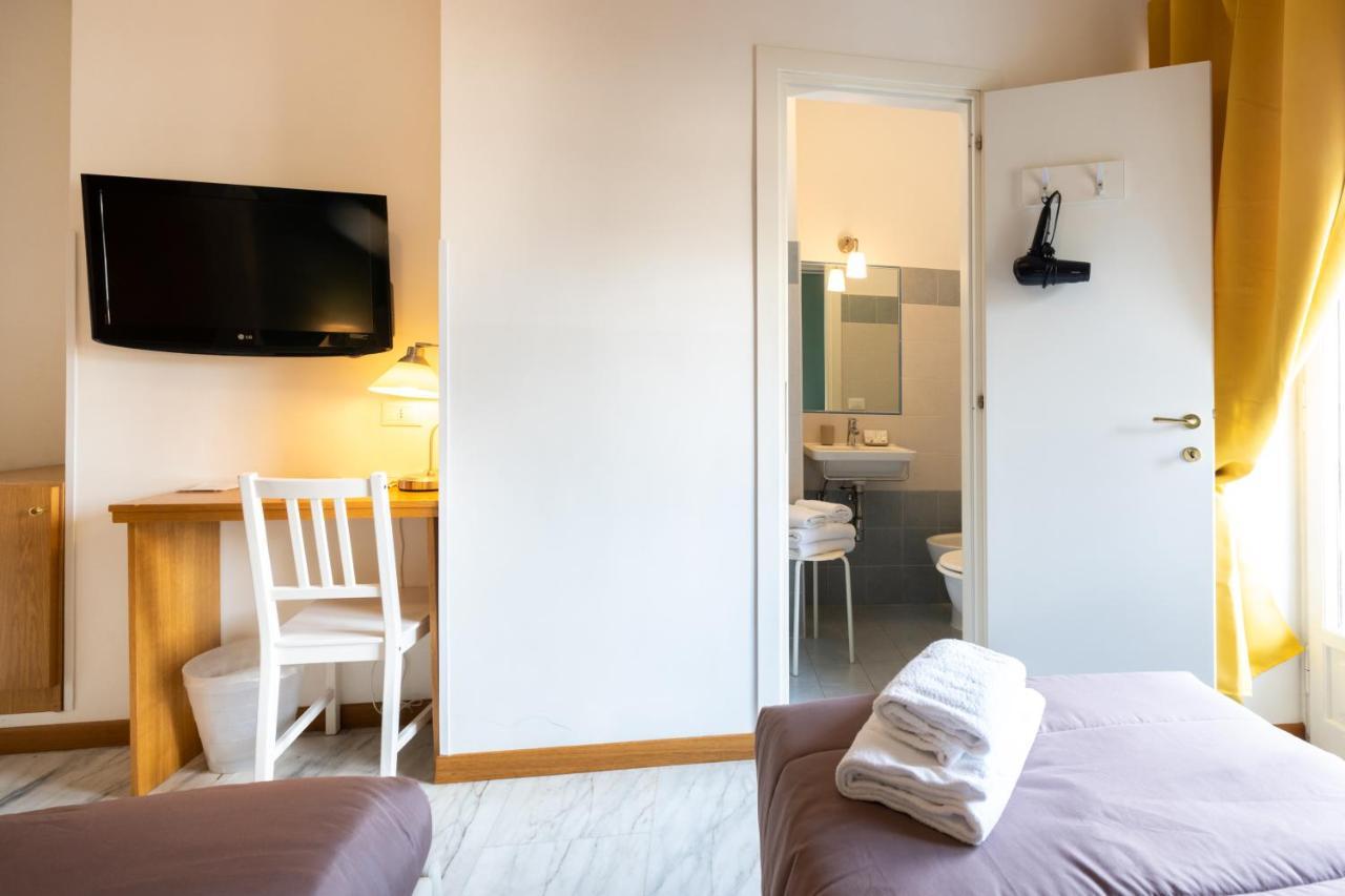 Aurelia Home Guest House روما المظهر الخارجي الصورة